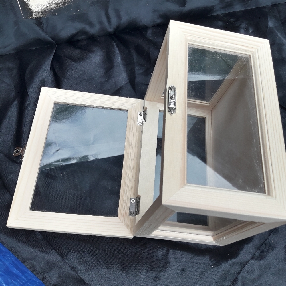Glass and Wood Display Box for Jewelry Crystals Trinkets Collectibles Beads - Picture 7 of 9